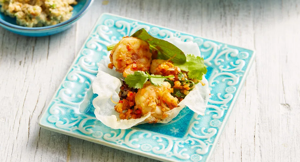 Rice paper crisps with prawns and greens - Better Homes & Gardens Australia