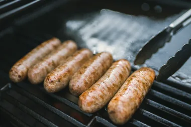 Bunnings host BBQ fundraiser for bushfire and drought