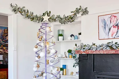 How to build a spiral Christmas tree