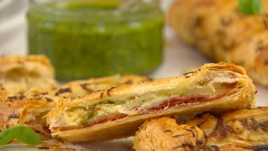 French-style cheat’s pizza