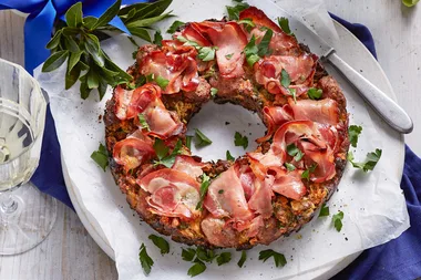 Panettone stuffing wreath
