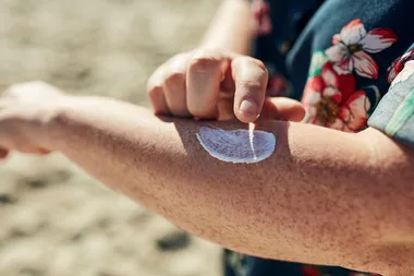 The one mistake all Australians are making with sunscreen