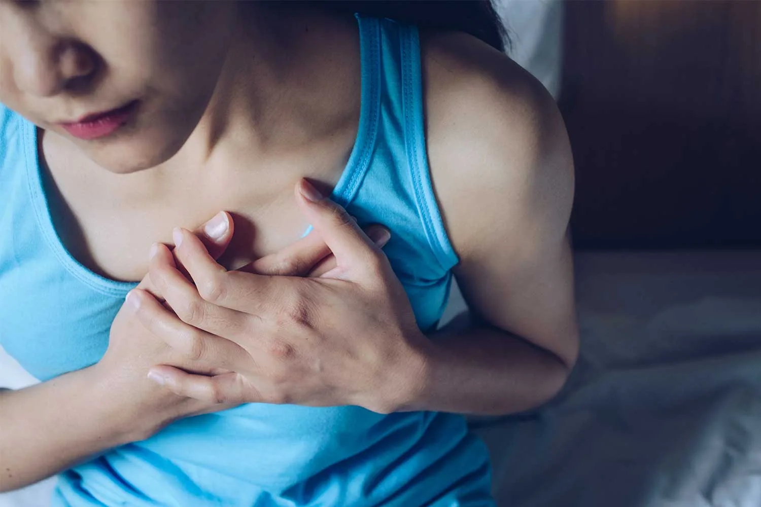 woman with heartburn