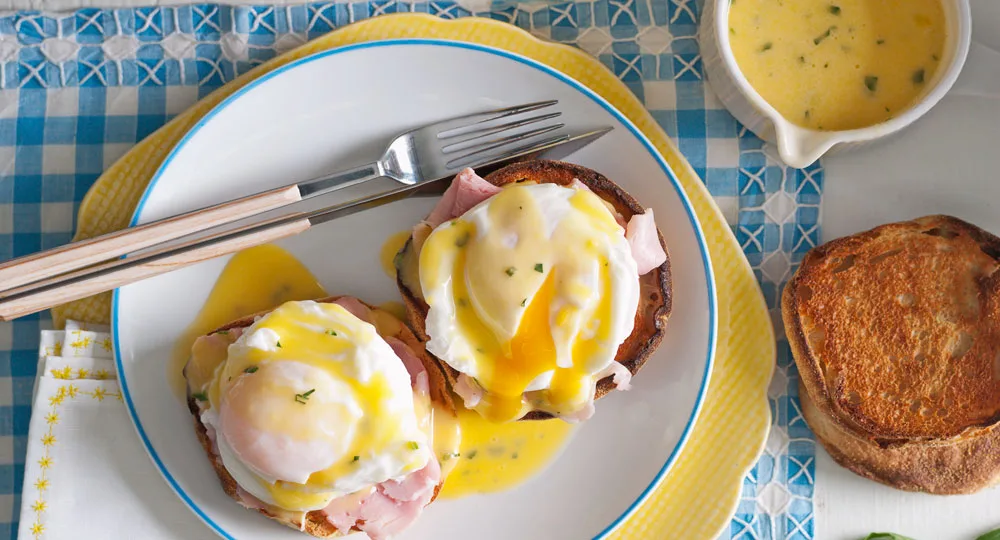Eggs Benedict with cheat's hollandaise sauce - Better Homes & Gardens Australia