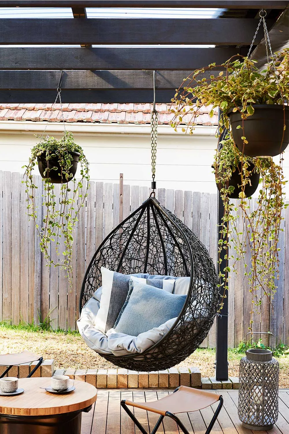 Hanging chair