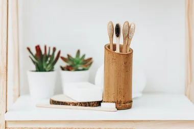 5 reasons why you should be using natural toothpaste