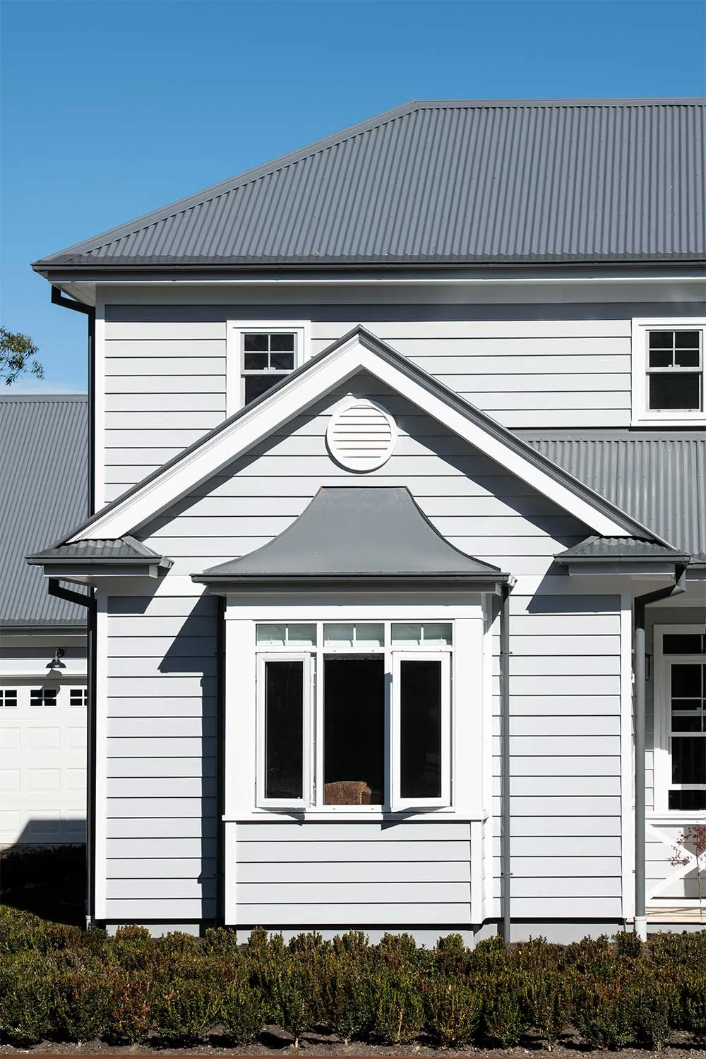 Hamptons house weatherboard
