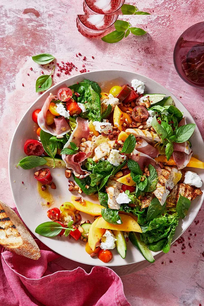 chicken-mango-and-prosciutto-salad