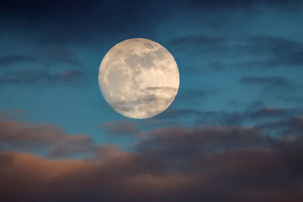 full moon