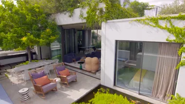 Take a peek at this amazing rooftop oasis in the heart of Sydney