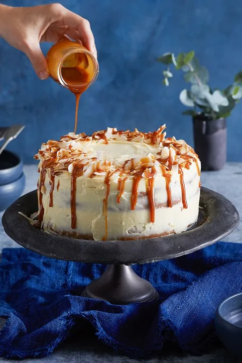 Caramel, banana and coconut cake