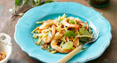 Thai green mango salad with prawns and lime