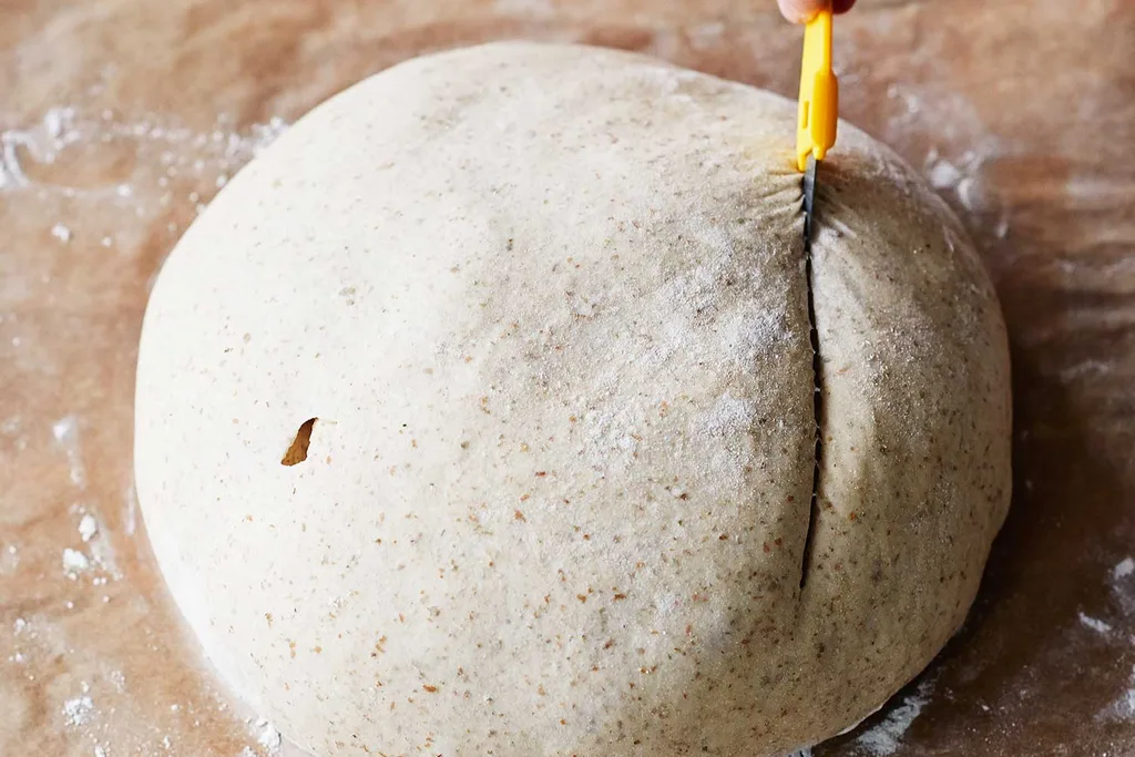 Cutting sourdough