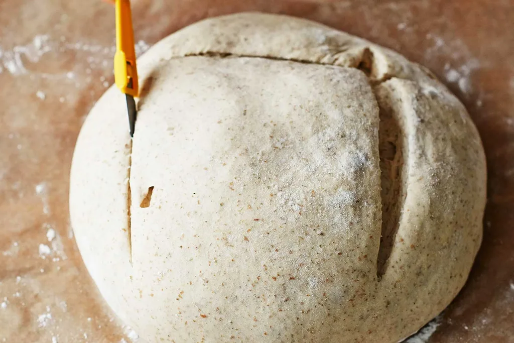 Cutting sourdough