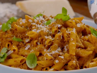 Healthier family bolognese