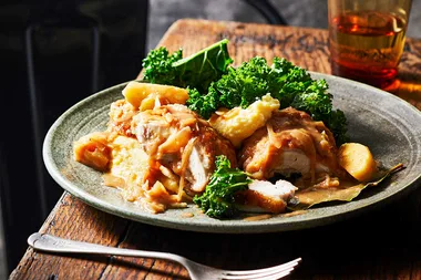 Chicken, apple and cider skillet pot roast