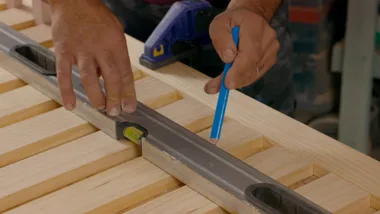How to make a timber hanger