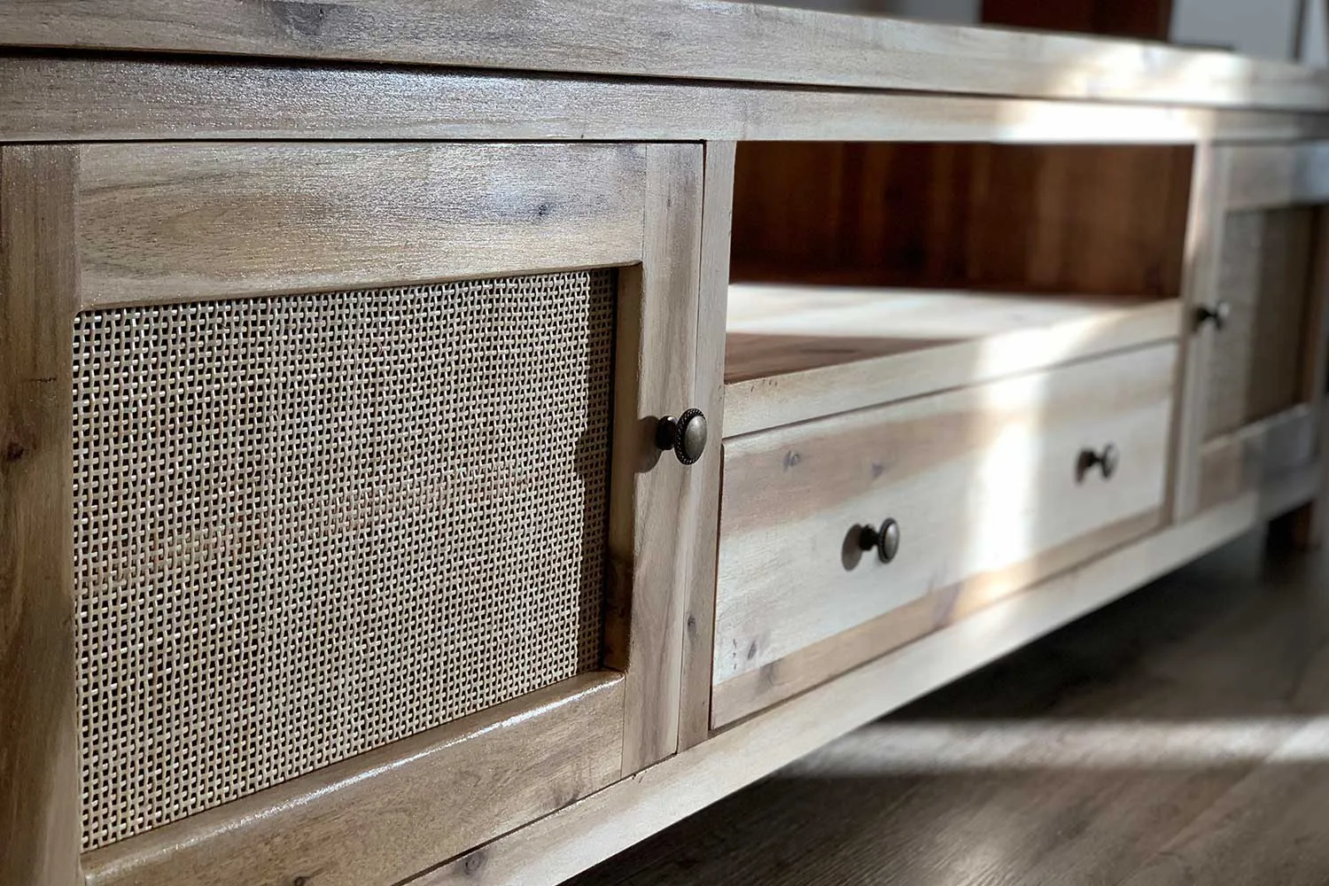 Upcycled rattan media unit