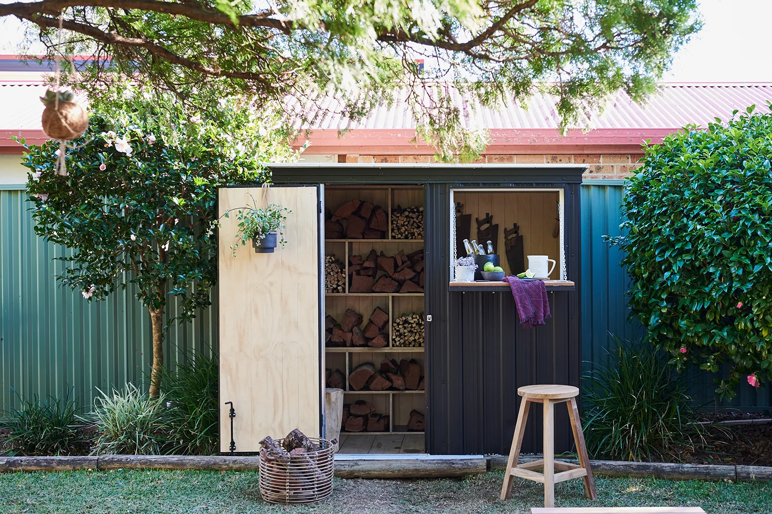 Garden shed with bar