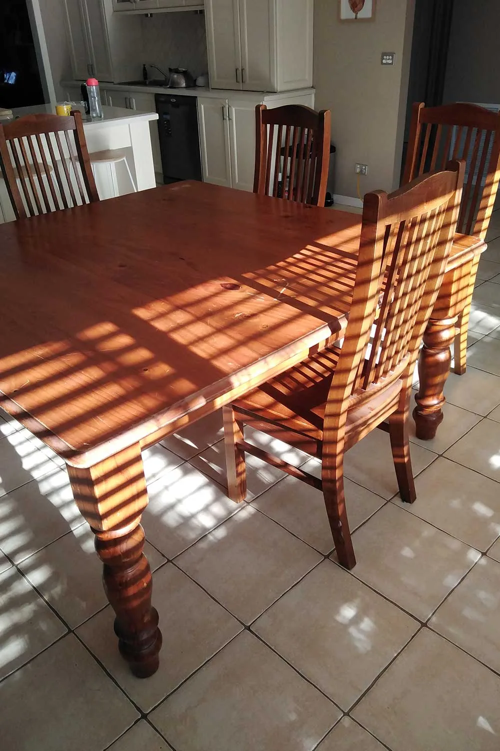 Dining table before makeover