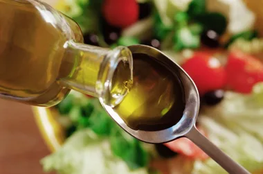 Three-second trick to tell if your olive oil is the real deal