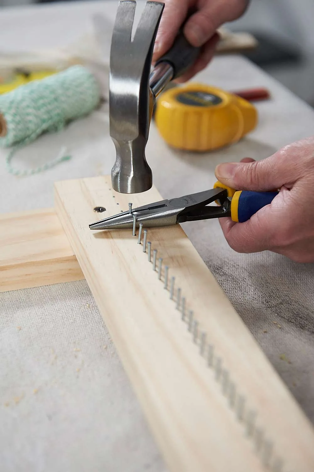 Step 2 how your make a woven wall hanging