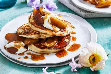 Hot cake stack with caramelised apples