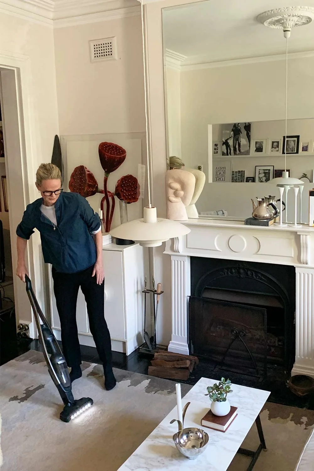 Anna-Carin McNamara vacuuming