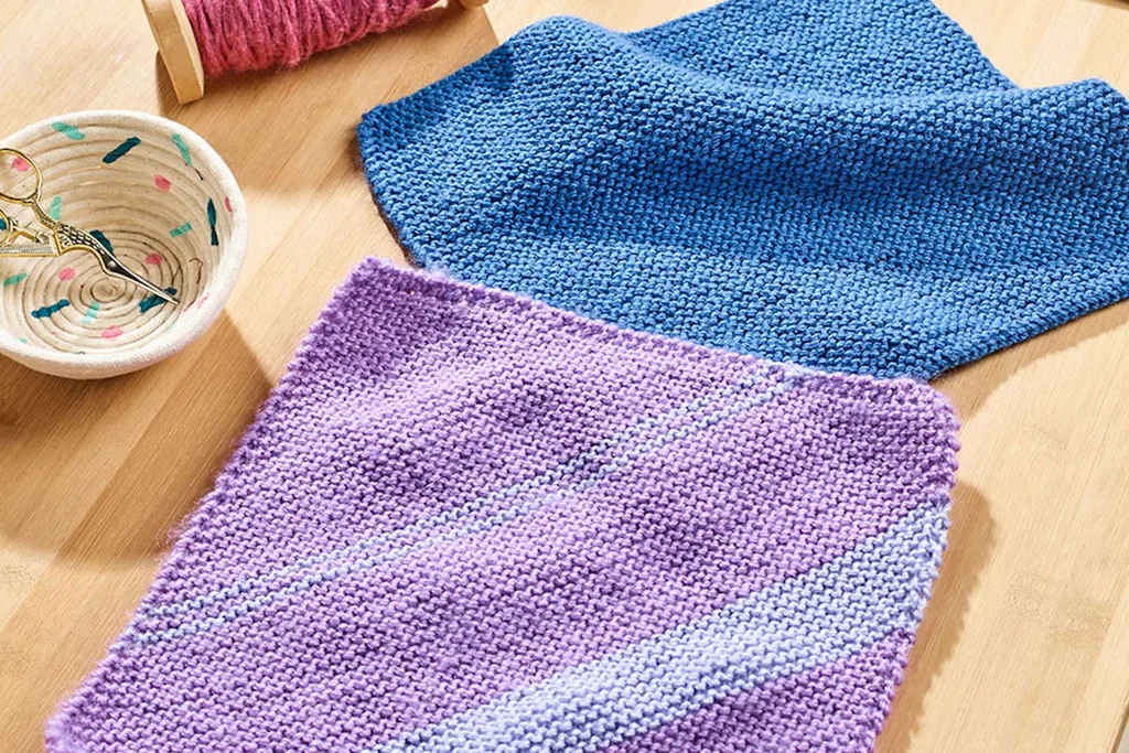 Knitted square