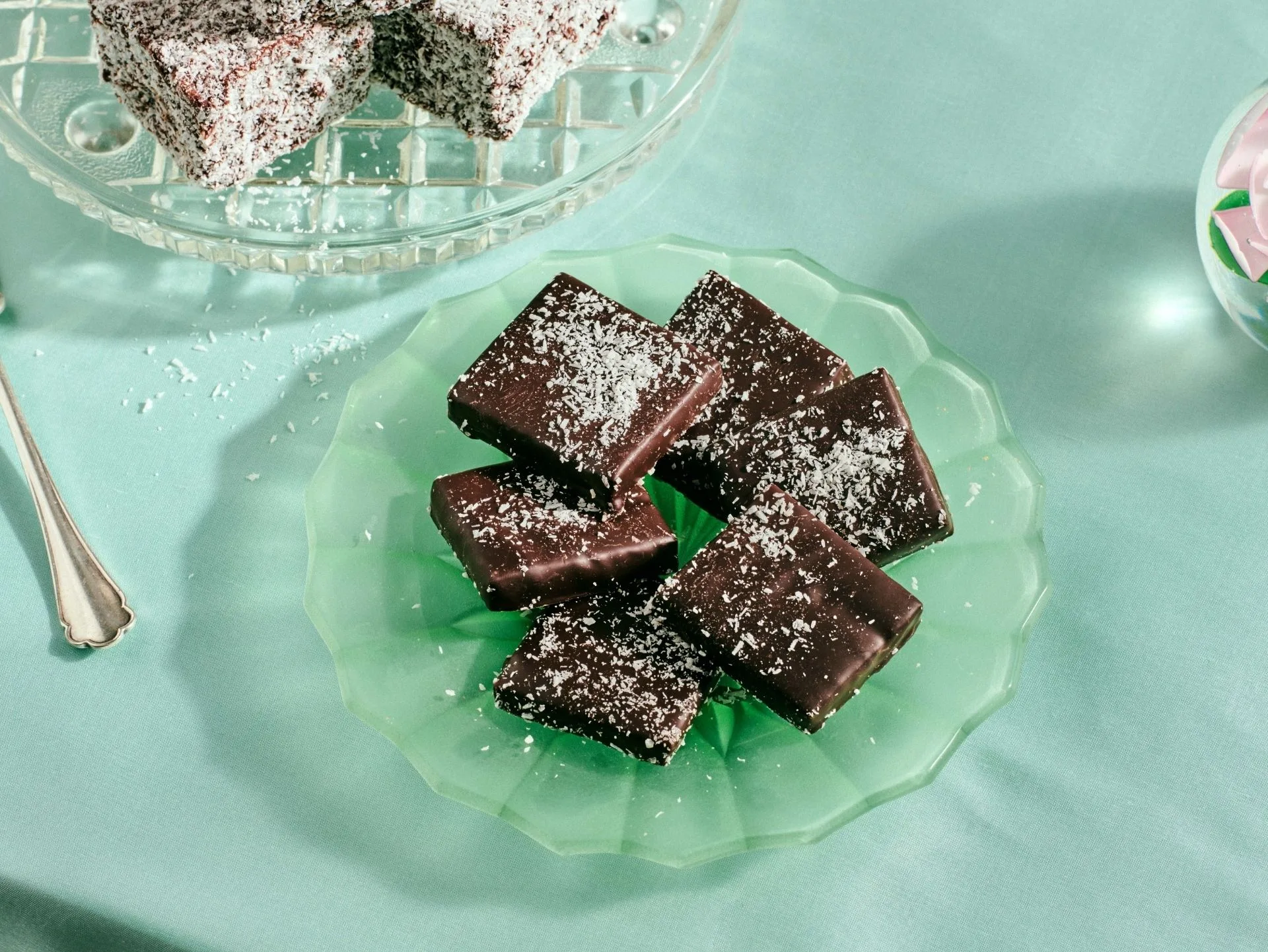 koko black lamington slice
