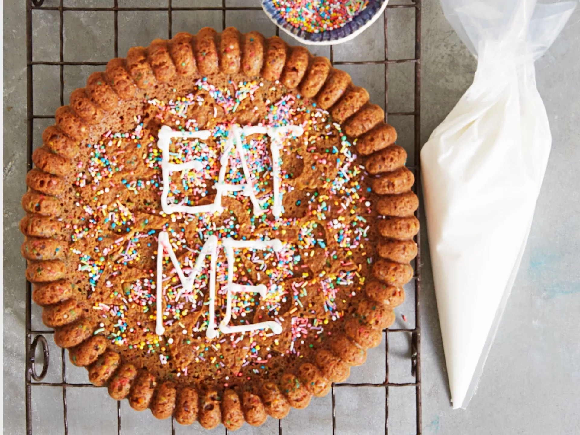 Giant chocolate chip cookie