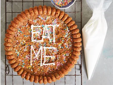 Giant chocolate chip cookie
