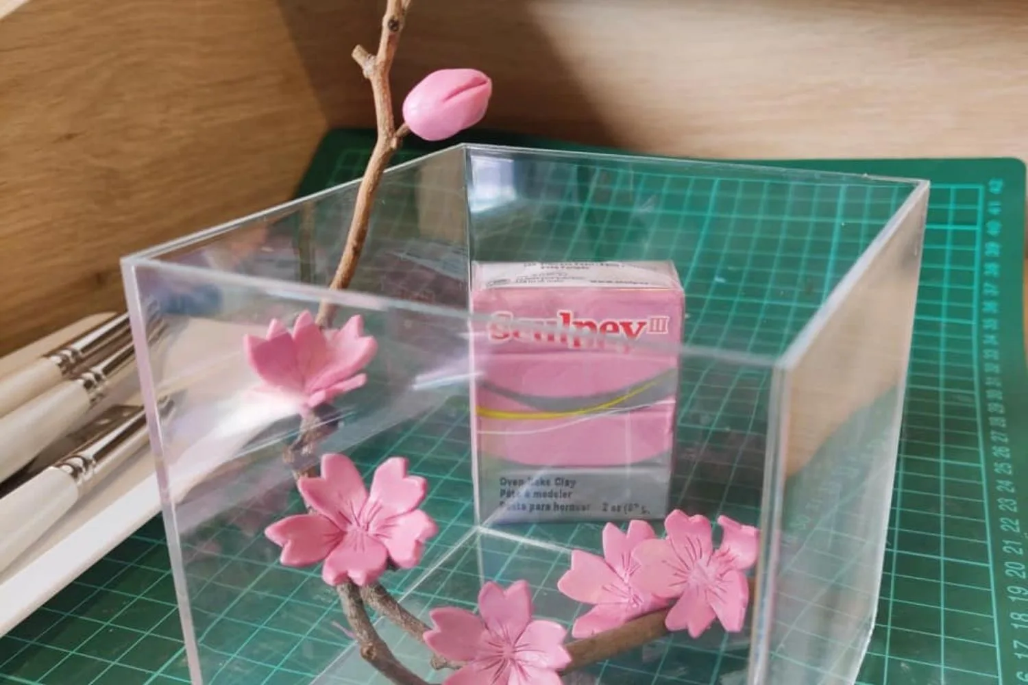 making pink clay flowers