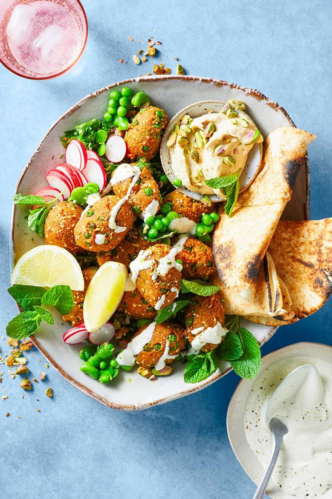 Green sesame falafel with tahini sauce