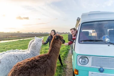 The top 6 travel spots in Australia people are visiting right now