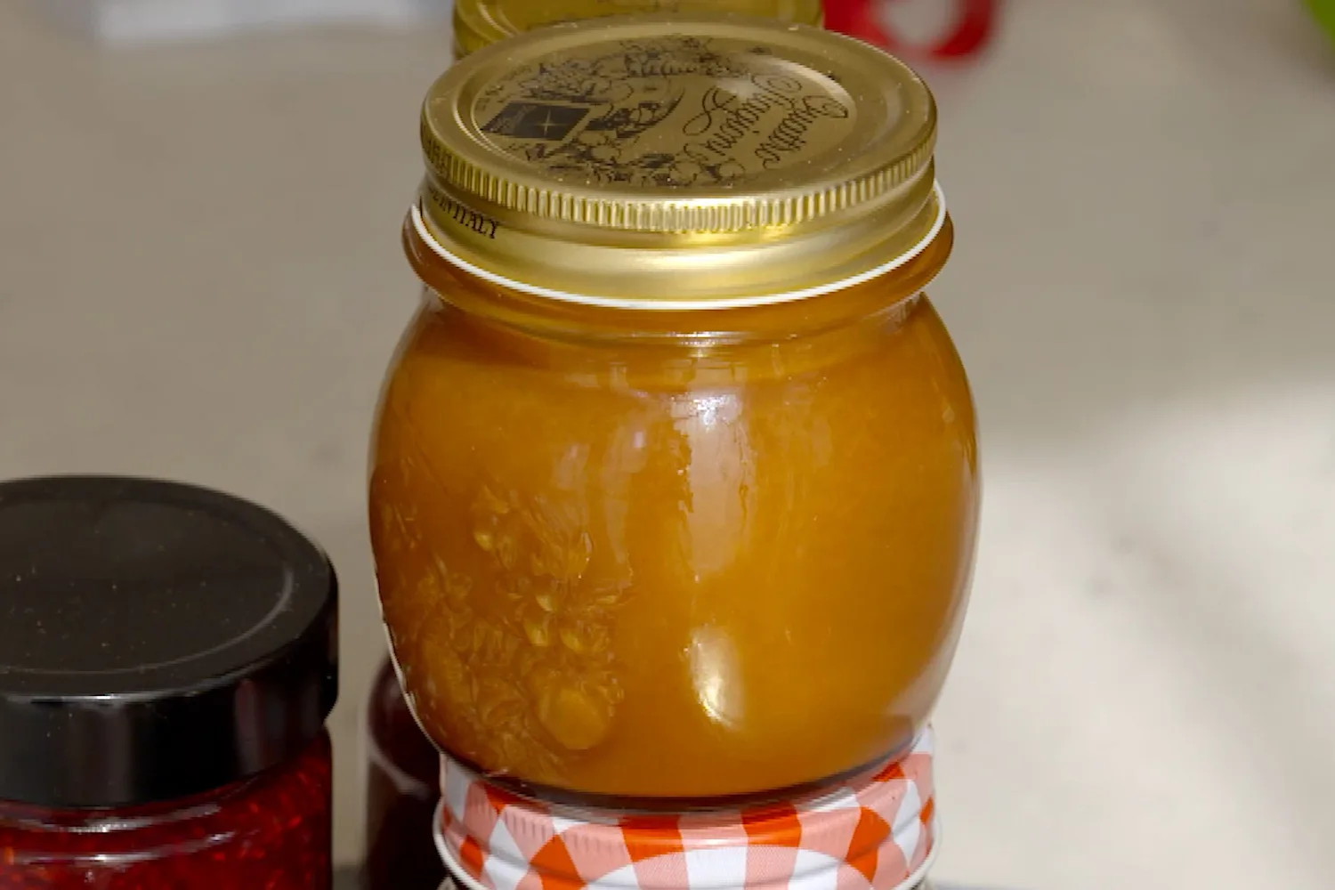 Salted caramel mango with sesame and ginger