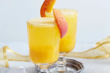 Peach and Champagne bellini