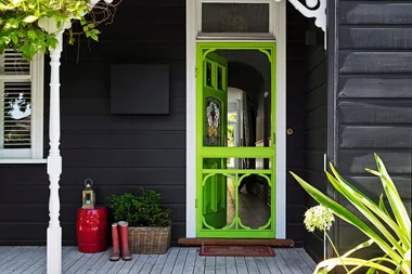 How to make custom-made flyscreens