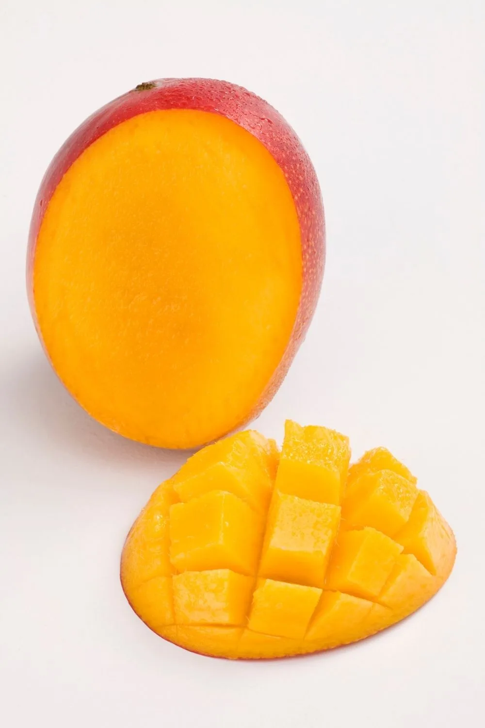 sliced mango
