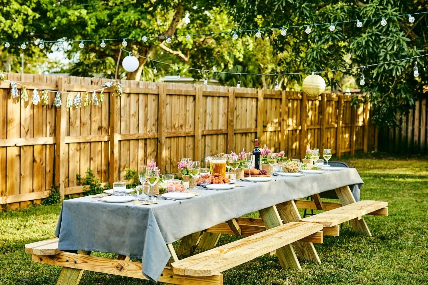 garden table with plants