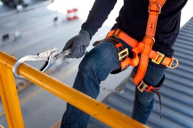 Working on the roof? Here’s how to do it safely