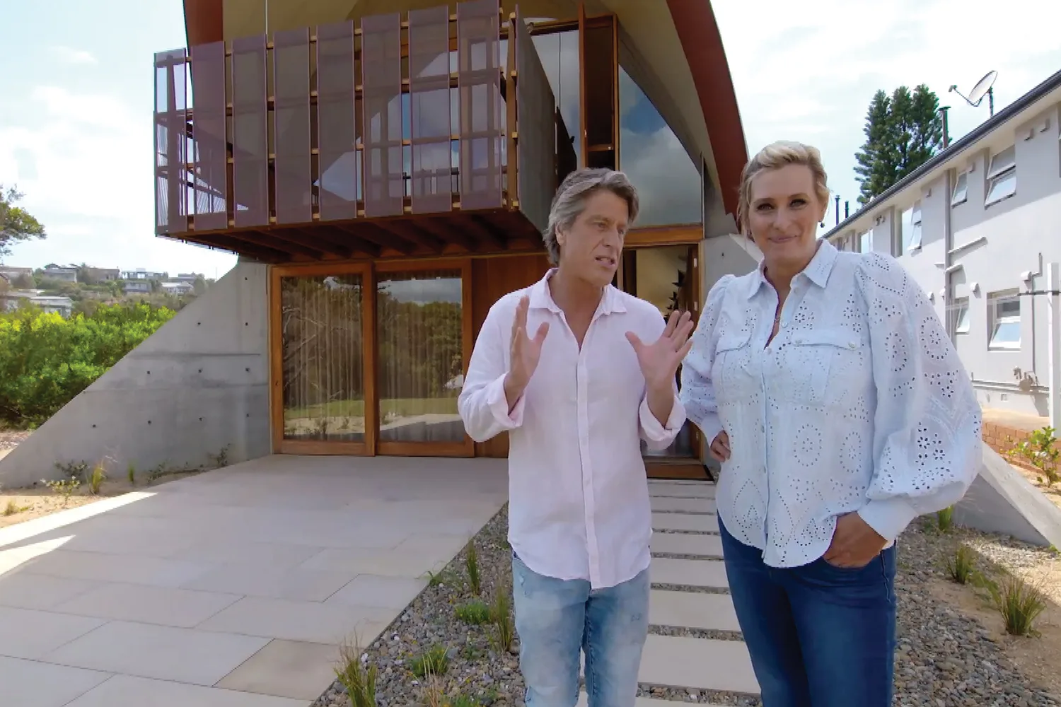 Johanna and Pete visit Basin beach house