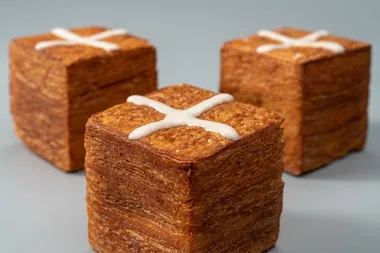 This cube-shaped hot cross bun croissant is the Easter dessert you need