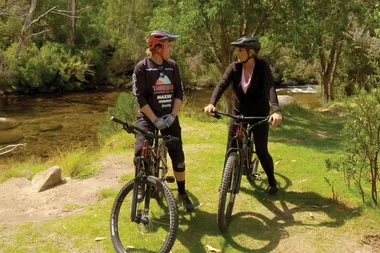 Johanna and Ed visit the Snowy Mountains
