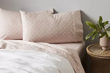 10 of the warmest flannelette sheets you can buy for a snuggly night sleep