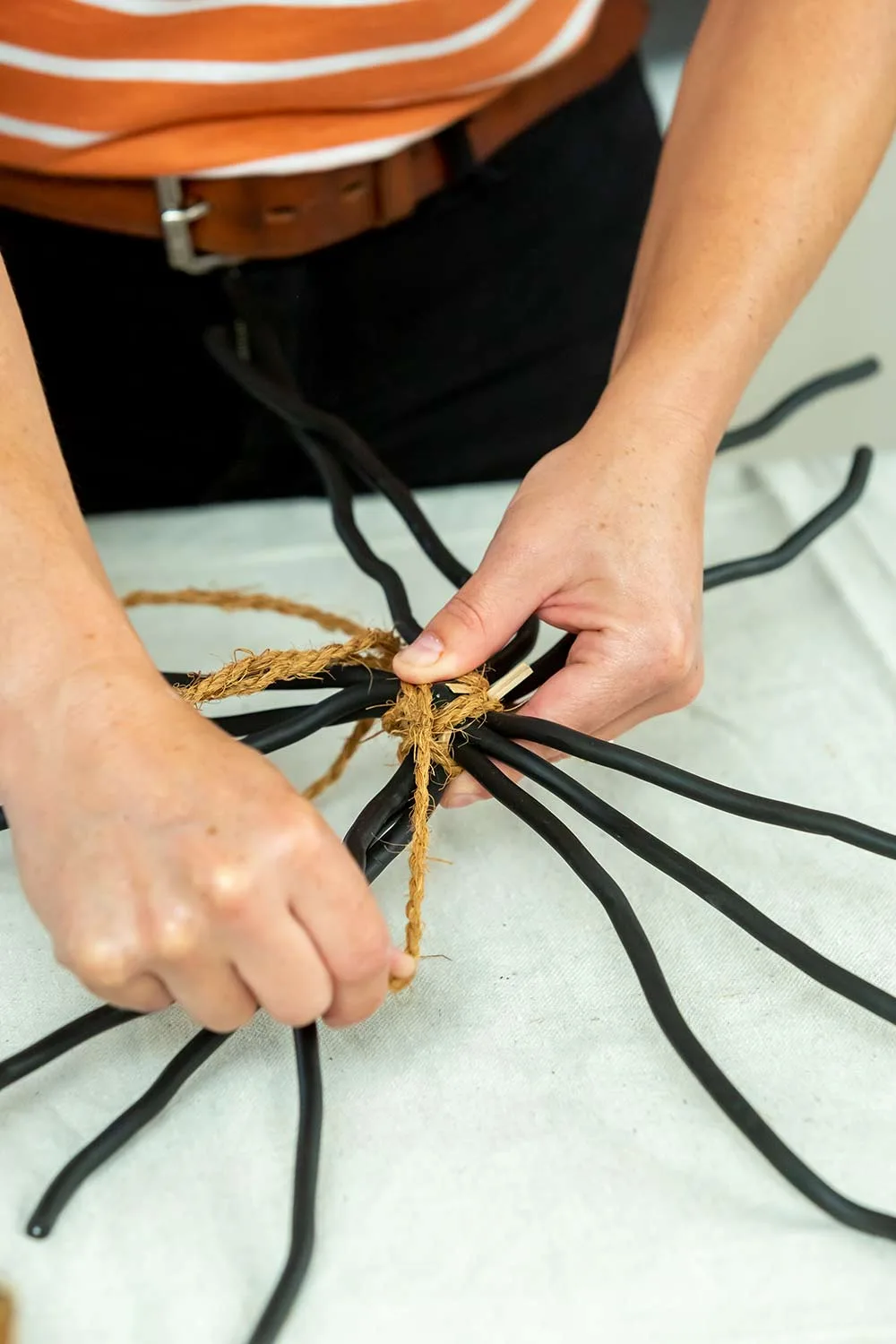 Step 3 how to weave wire baskets