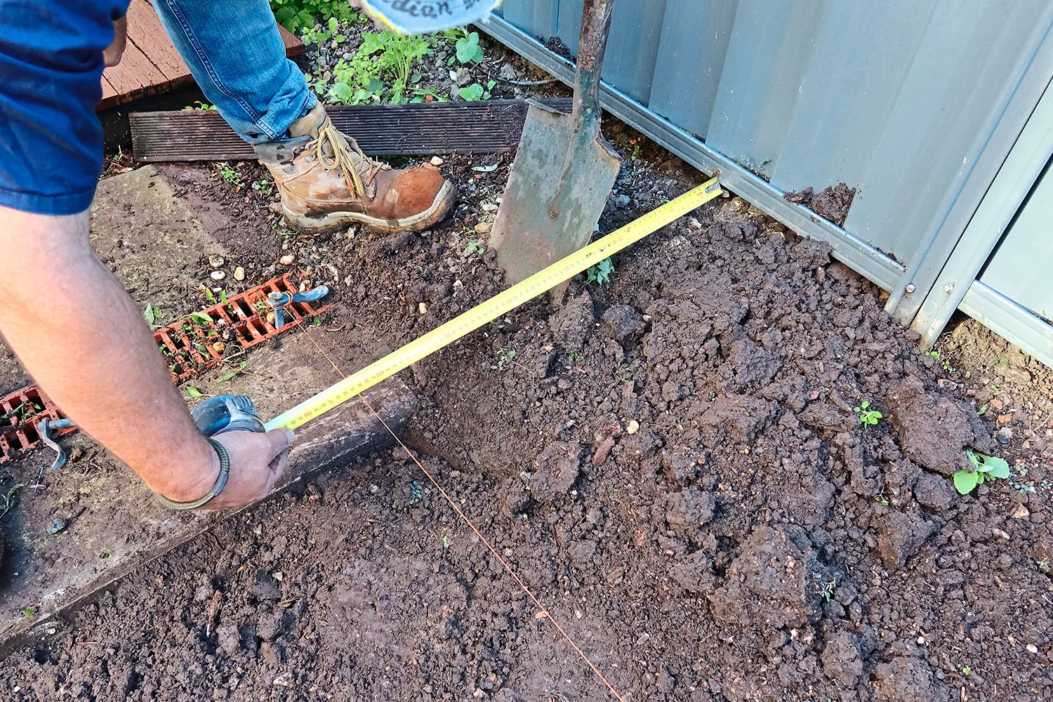 How to landscape a narrow passage down the side of a house