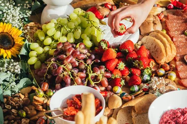 6 foods that can naturally whiten your teeth