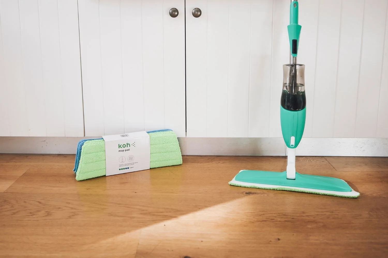 Koh spray mop