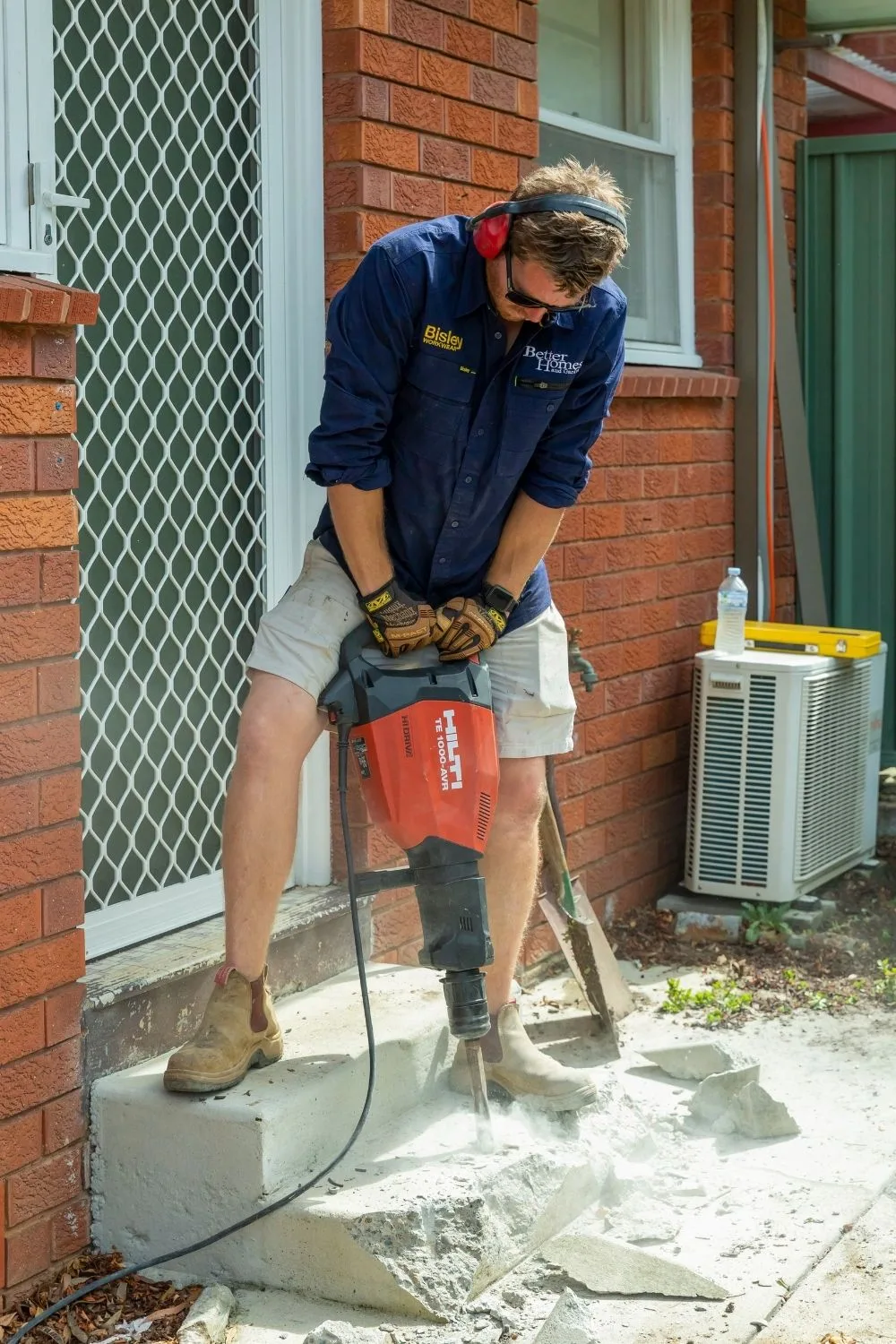 drilling man